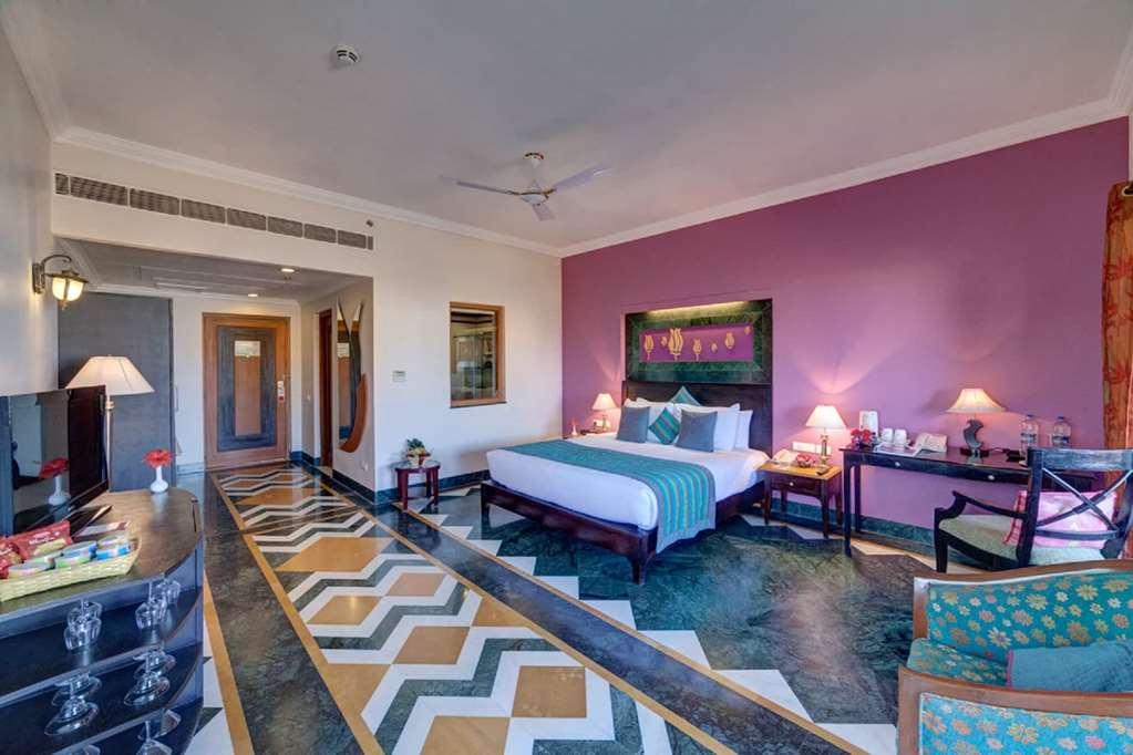 Ramada Udaipur Resort & Spa Chambre photo